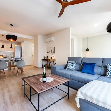 Malagasuite Comfortable 3 * Malaga